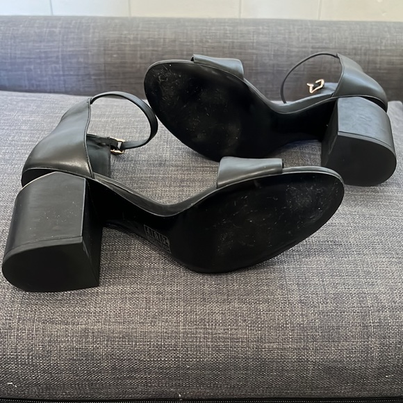 Authentic Alexander Wang sandals - Picture 6 of 9